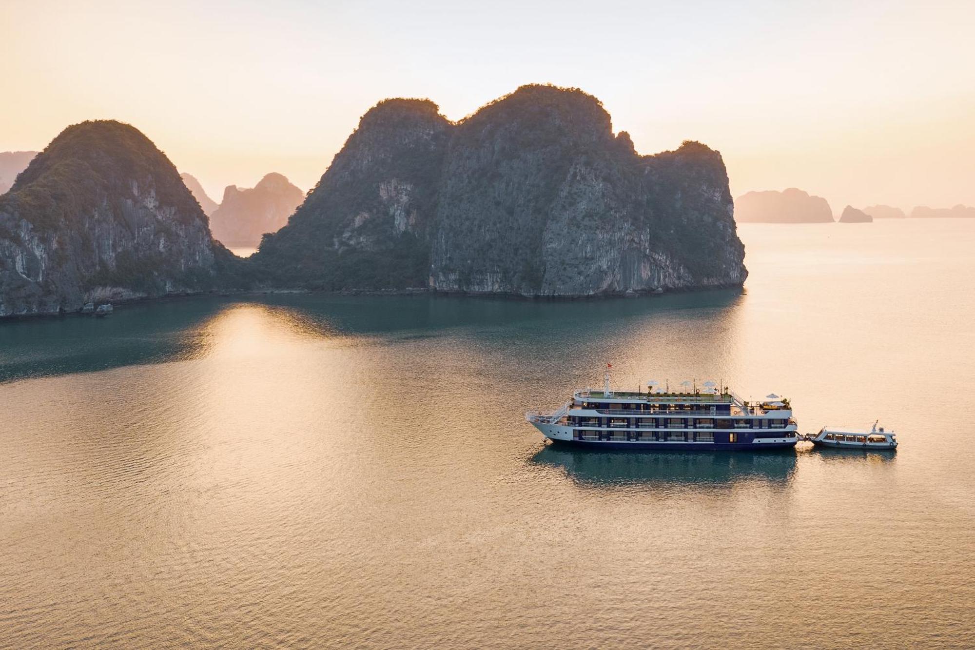 Halong Dragon Bay Cruise Hotell Ha Long Eksteriør bilde